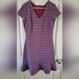 Banana Republic Fit and Flare Purple Patterned Dress Size 6 EUC